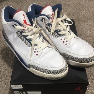Air Jordan 3 Retro White Sneakers
